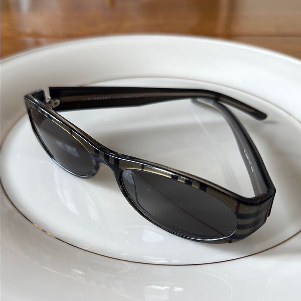 Burberry frames